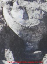 Cstulo. Necrpolis de la Puerta Norte. Crtera griega encontrada durante la excavacin a una tumba escalonada