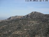 Cerro Lagunillas. A la izquierda las Lagunillas y a la derecha el Salto de la Yegua