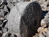 Los Caracoles. Chozo II. Piedra de molino