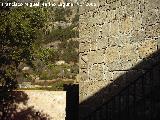 Castillo de la Yedra. Escudos esquineros de la Torre del Homenaje