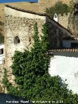 Castillo de la Yedra. Torren del tercer anillo de murallas