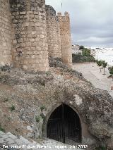 Murallas de Antequera. Cueva bajo las murallas