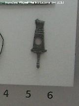 Baelo Claudia. Tabernae del Foro. Amuleto flico de bronce. Siglo I d.C. Museo de Baelo Claudia