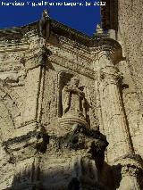 Iglesia de la Asuncin. Estatua de la derecha superior