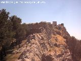 Castillo de Abrehuy. En primer plano el Castillo de Abrehuy y al fondo la primera torre del Parador o Alcazar Viejo