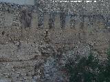 Muralla de Guadalest. Restos de almenas