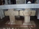 Ermita del Calvario. Altar con cruces originales
