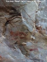Pinturas rupestres de la Cueva de los Arcos II. Oculado inferior y barra