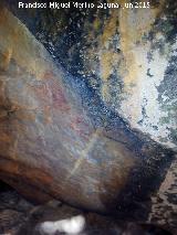 Pinturas rupestres de la Cueva de los Arcos IV. Restos de pinturas rupestres