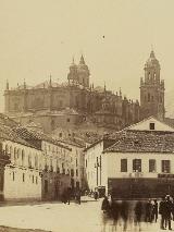 Catedral de Jaén. Foto antigua. Desde la Plaza del Mercado