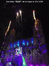 Catedral de Jaén. Fachada. Espectáculo de luz y fuegos artificiales
