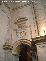 Catedral de Jaén. Fachada Interior. Paso de la Puerta de los Fieles a la Puerta del Perdón