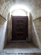 Catedral de Jaén. Sótanos. Puerta de las escaleras de la lonja desde el interior