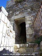 Castillo de La Guardia. Torren del Alczar Sureste. Puerta de acceso