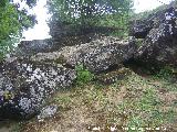 Cuevas de Lituergo. Piedras donde se encuentra un geocaching