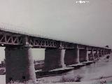 Puente de Villanueva de la Reina. Foto antigua. Puente recien terminado