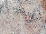 Pinturas rupestres de la Cueva de Golliat. Restos de pinturas rupestres entre pintadas actuales