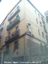 Casa de la Calle Almendros Aguilar n 25. 